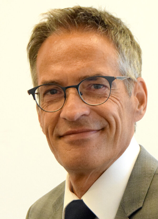 Vorstandsvorsitzender Dr. Martin Rieger