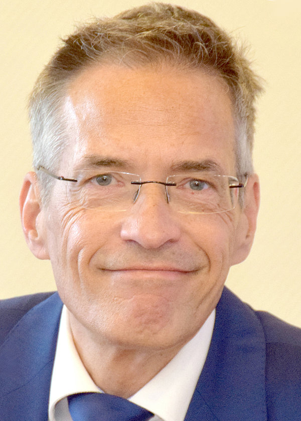 Dr. Martin Rieger